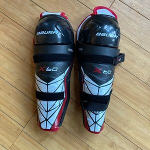 Bauer ice hockey shin guards. Youth 12